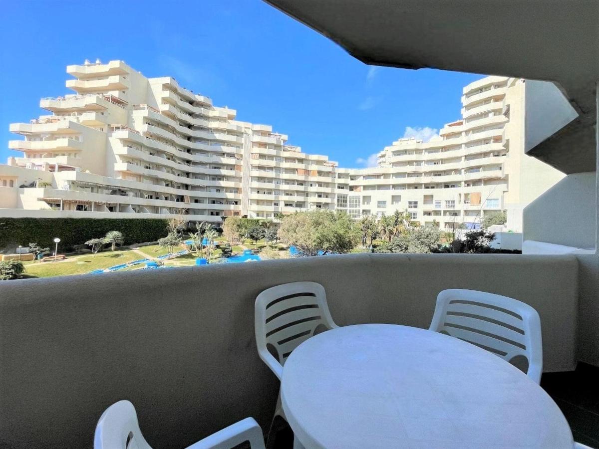 Belvilla By Oyo Apartment In Benalma¡Dena Benalmádena Extérieur photo